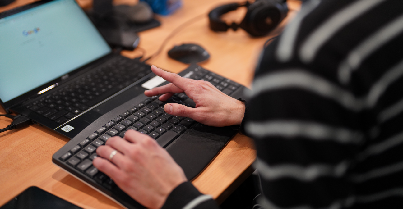 Close-up-of-hands-typing-on-keyboard